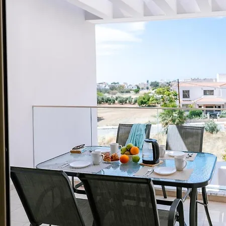 Lägenhet Cozy Modern 1b Paphos