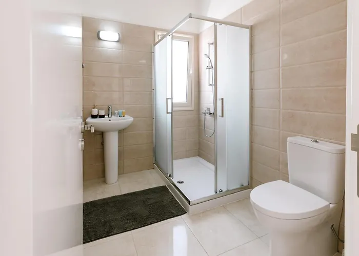 Cozy Modern 1b * Paphos