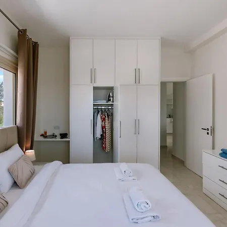 Cozy Modern 1b * Paphos